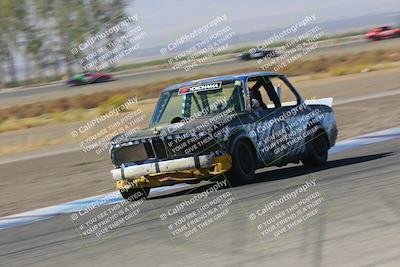 media/Oct-01-2022-24 Hours of Lemons (Sat) [[0fb1f7cfb1]]/10am (Front Straight)/